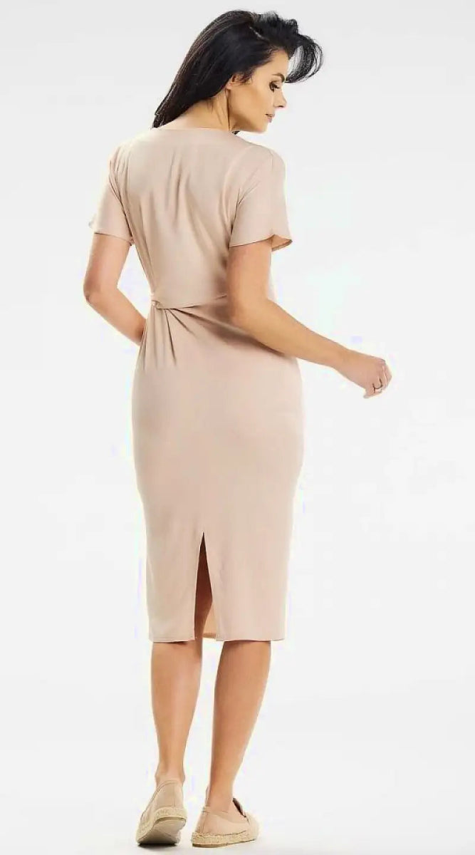 Robe beige midi moulante manche courte - Madame Robe