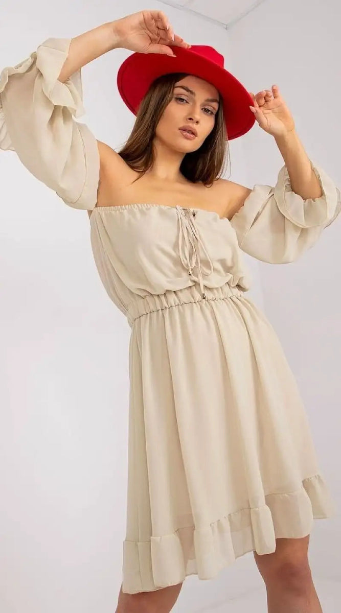 Robe bohème beige manche longue épaules dénudées - Madame Robe