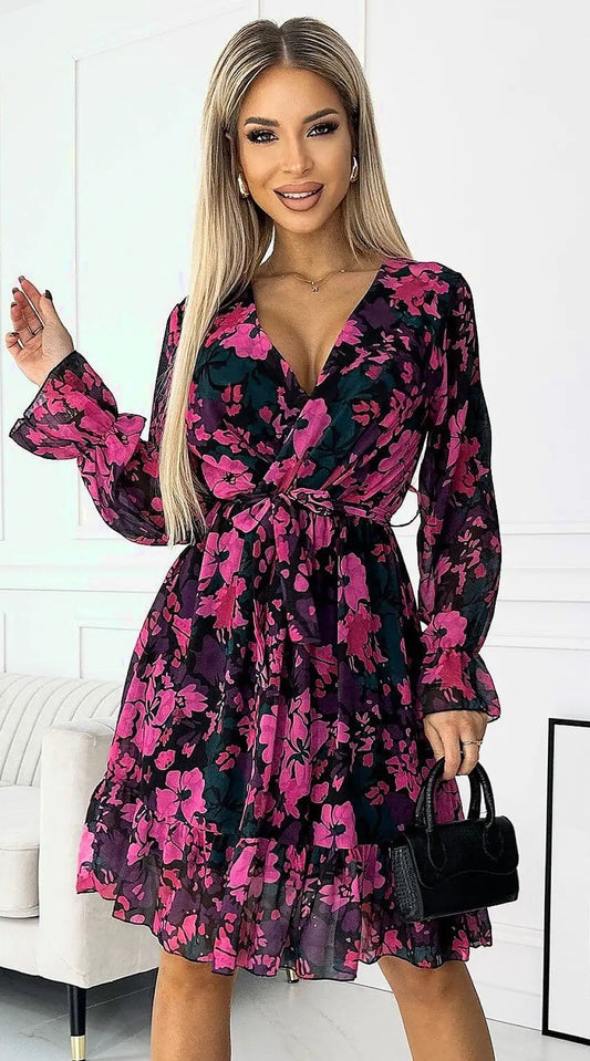 Robe courte fleurie chic