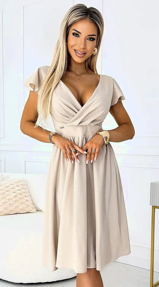 Robe de cocktail beige évasée