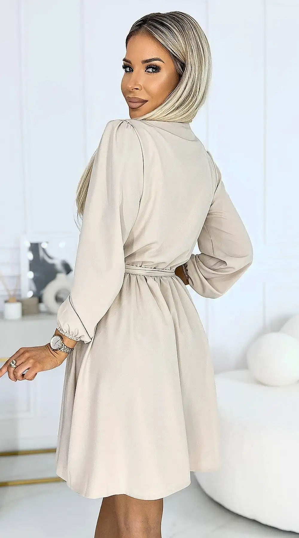 Robe de cocktail beige