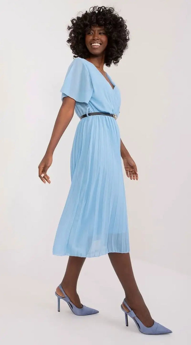 Robe manche courte bleue plissée - Madame Robe